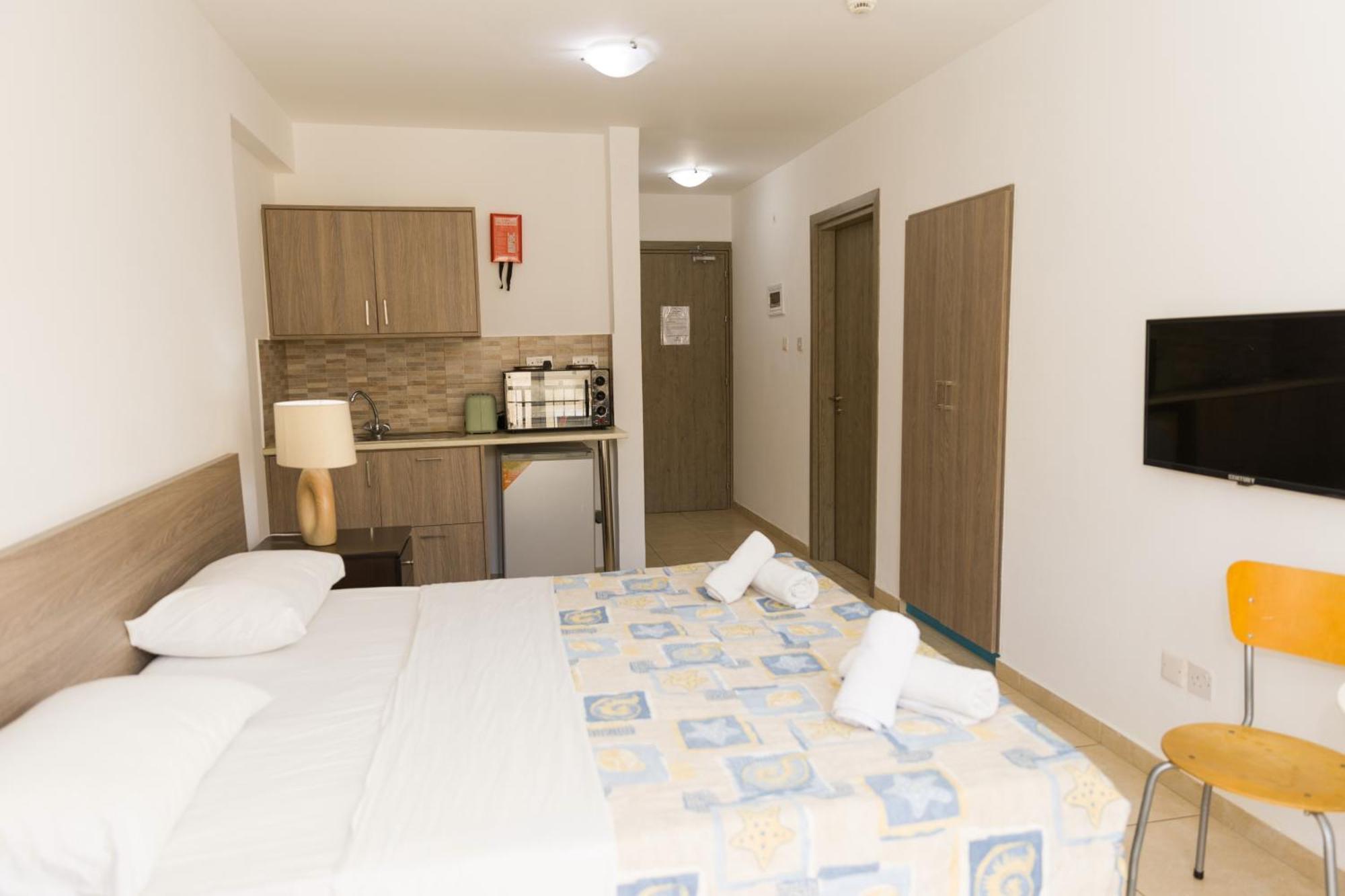 Alecos Hotel Apartments Pafos Exterior foto