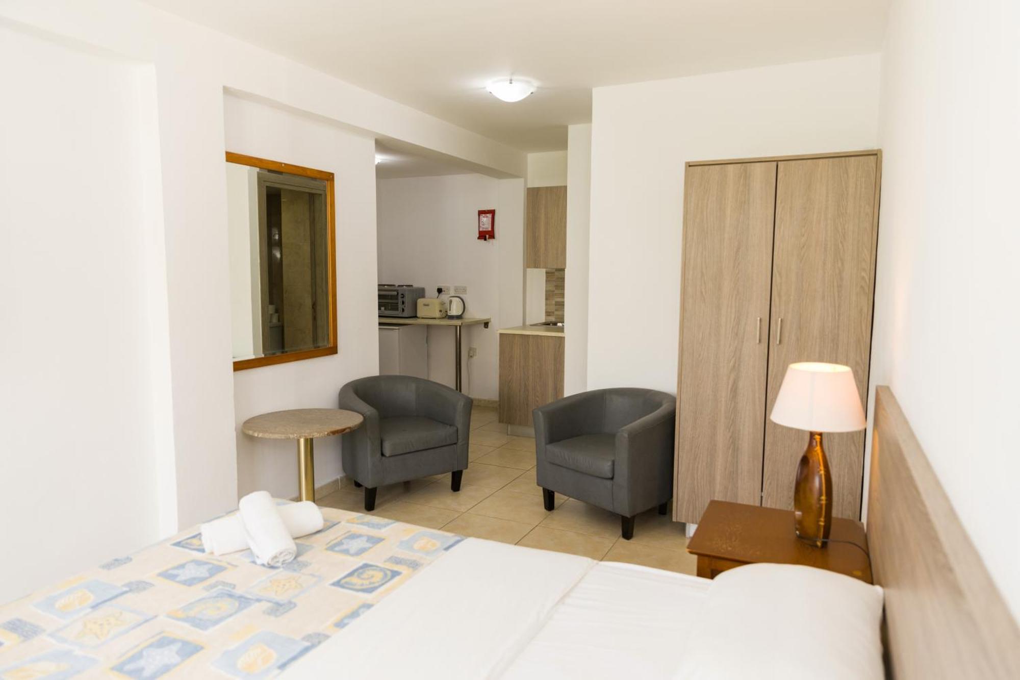 Alecos Hotel Apartments Pafos Exterior foto