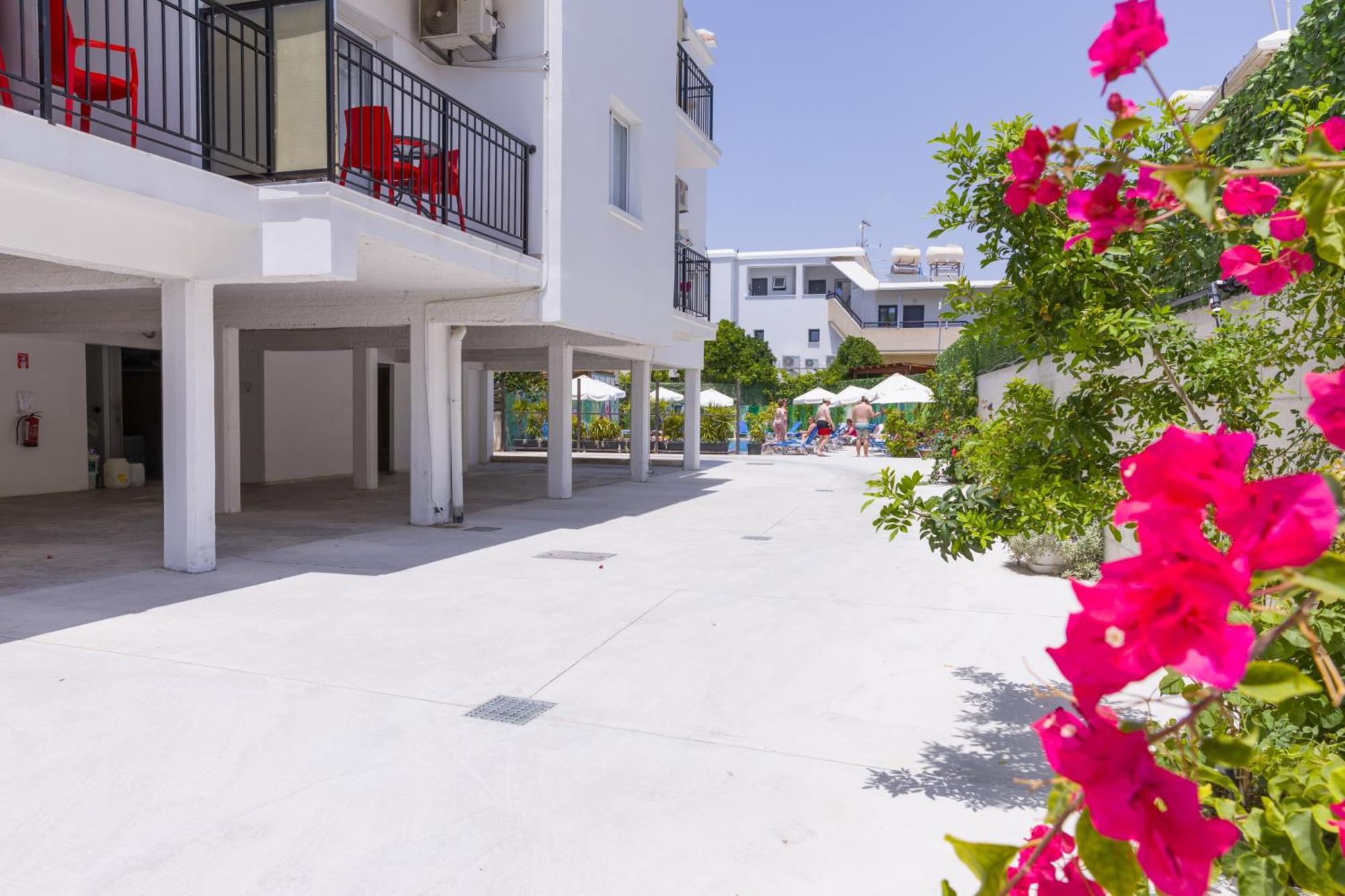 Alecos Hotel Apartments Pafos Exterior foto